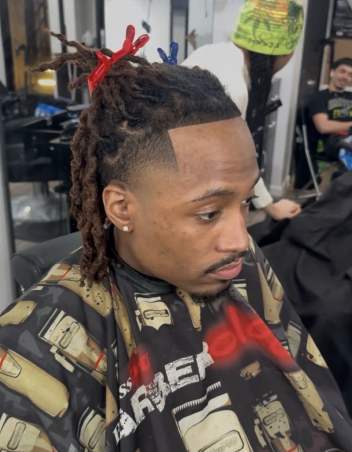 Close-up detail of a fresh cut at AxellCuts Harlem